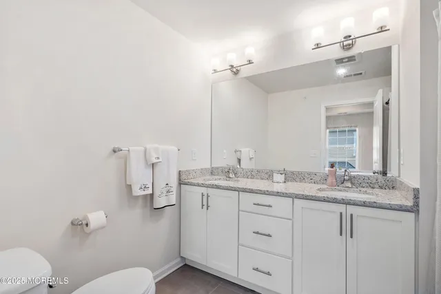 $725,000 | 1305 Arose Lane, Middletown, NJ 07748