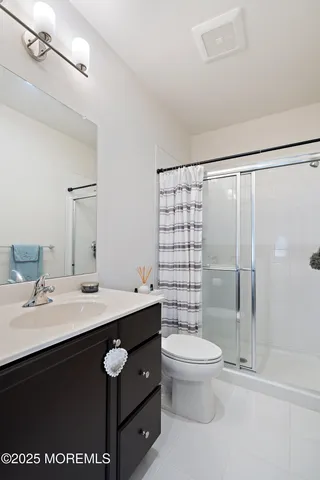 $725,000 | 1305 Arose Lane, Middletown, NJ 07748