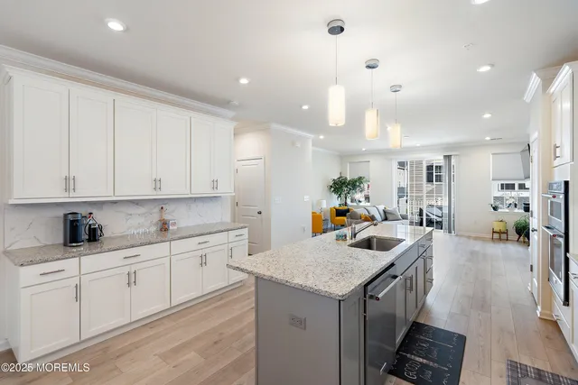 $725,000 | 1305 Arose Lane, Middletown, NJ 07748