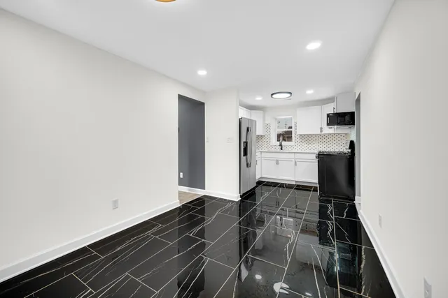 a view of a livingroom with a lamp