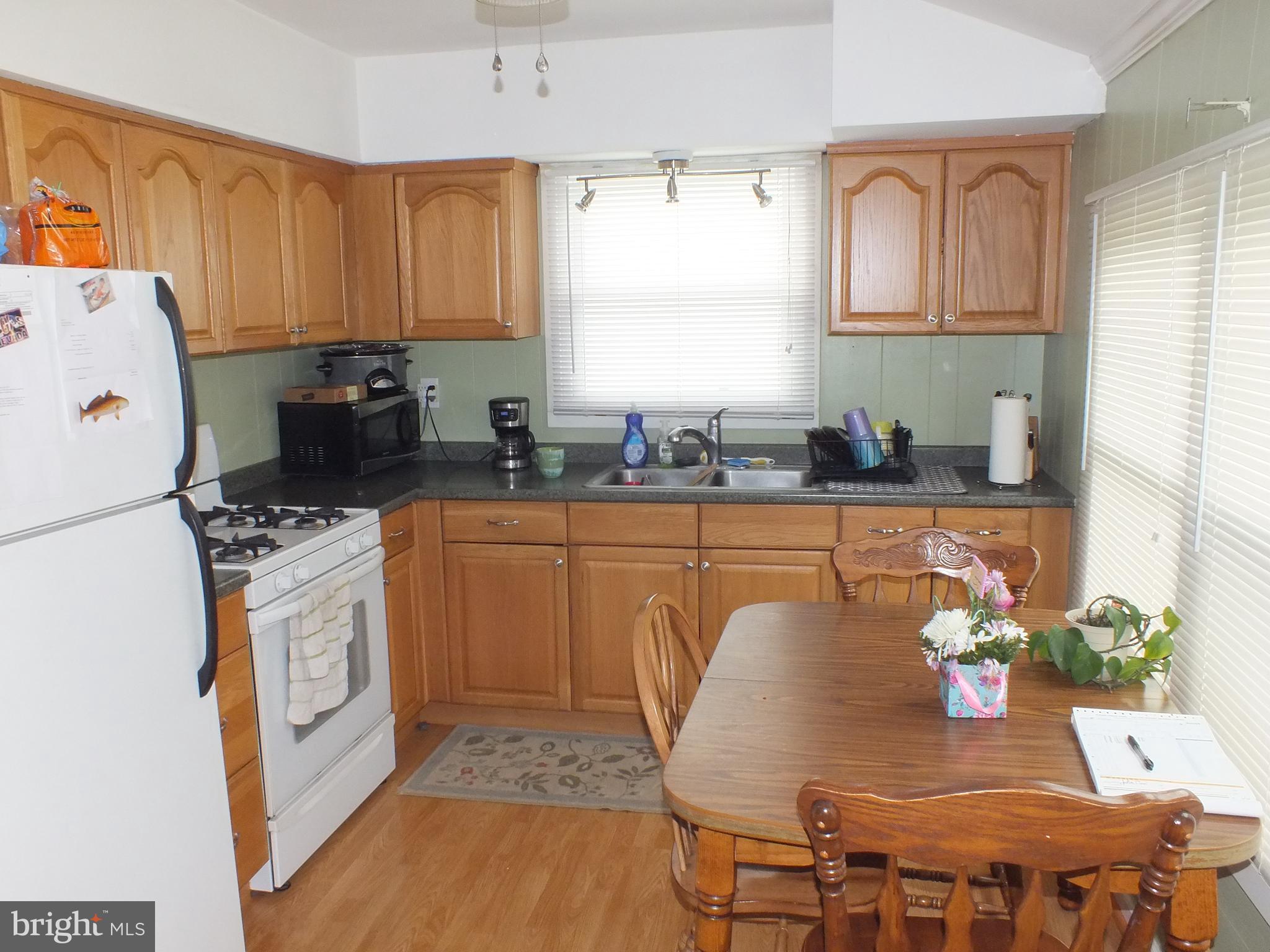 206 Elderfield Road Newark, DE 19713 - Photo 12 of 28 Gallery Image 12