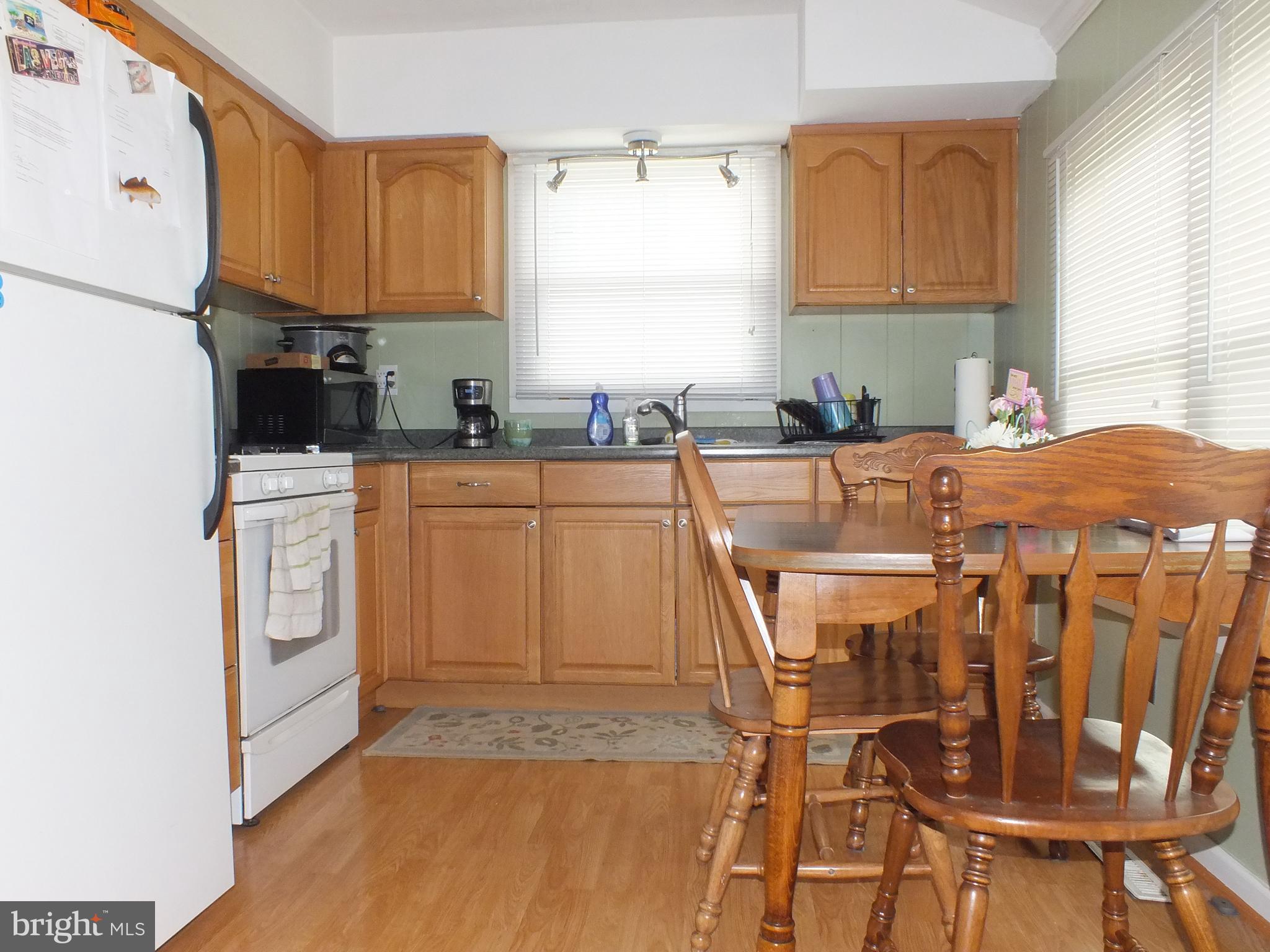 206 Elderfield Road Newark, DE 19713 - Photo 10 of 28 Gallery Image 10