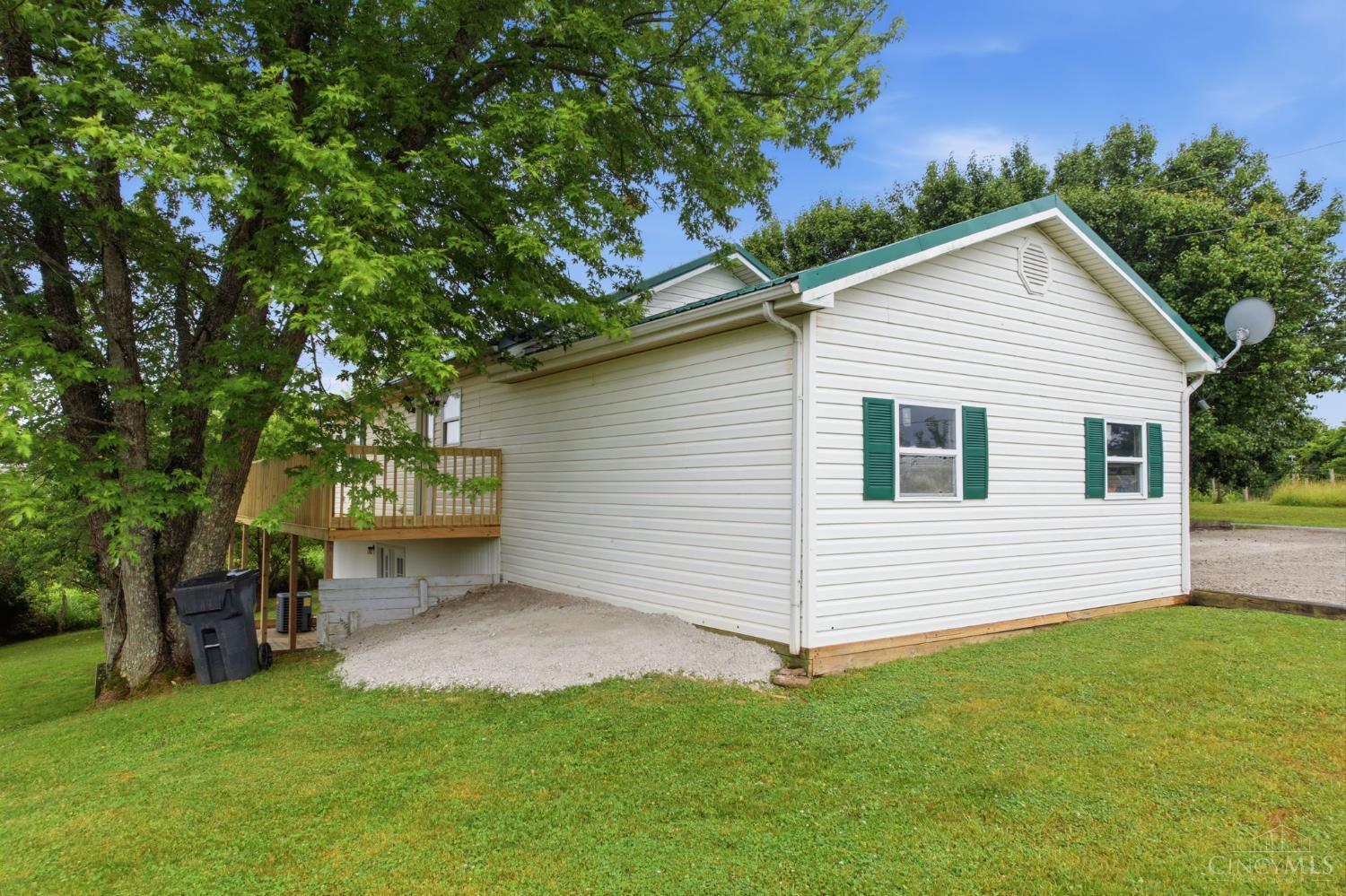 32 Pleasant View Road Manchester, OH 45144 - Photo 5 of 43