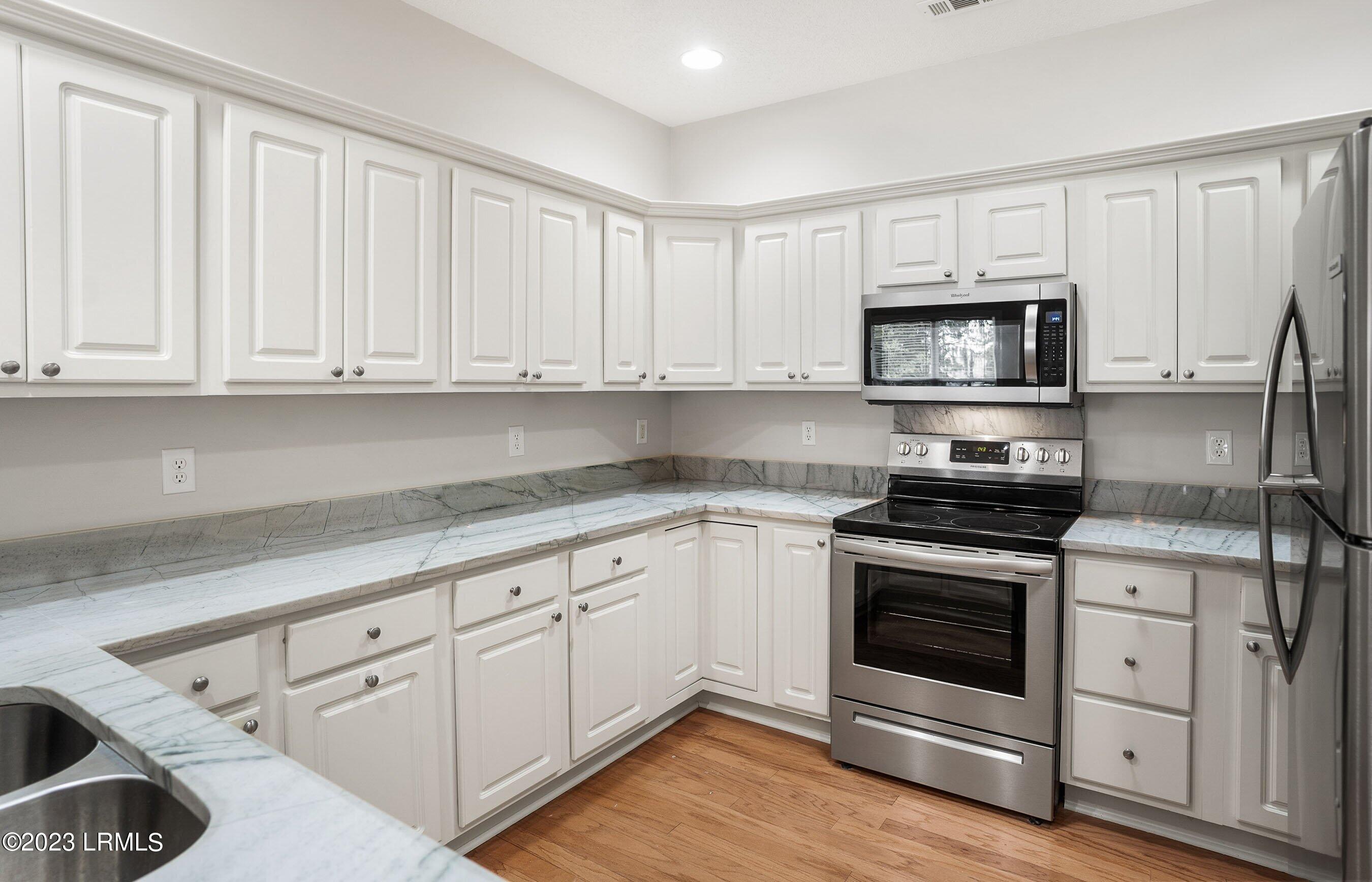 2 Rockville Way Beaufort, SC 29902 - Photo 8 of 37 DSC03184-100-1.jpg-SMALL