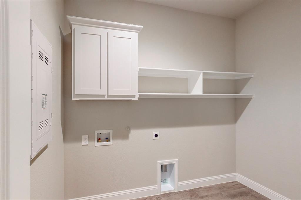3017 Hampton Path Argyle, TX 76226 - Photo 29 of 37 a view of cabinets