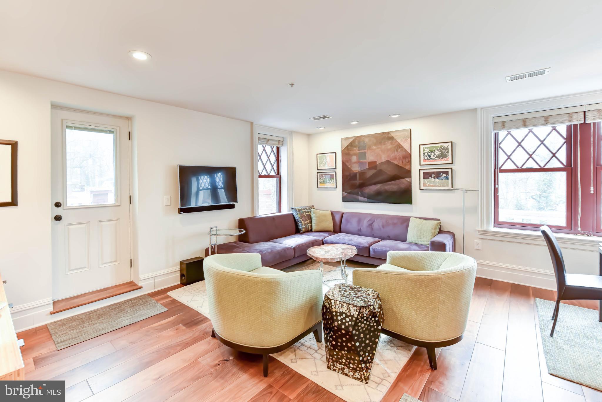 2829 Sacks Street, Unit SA506 Silver Spring, MD 20910 - Photo 12 of 37 Living Room