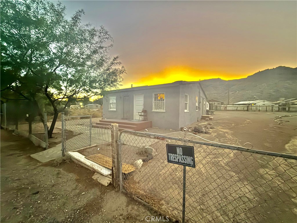 82480 3rd Street Trona, CA 93562 - Photo 4 of 15 a view of a big room with a table and chairs