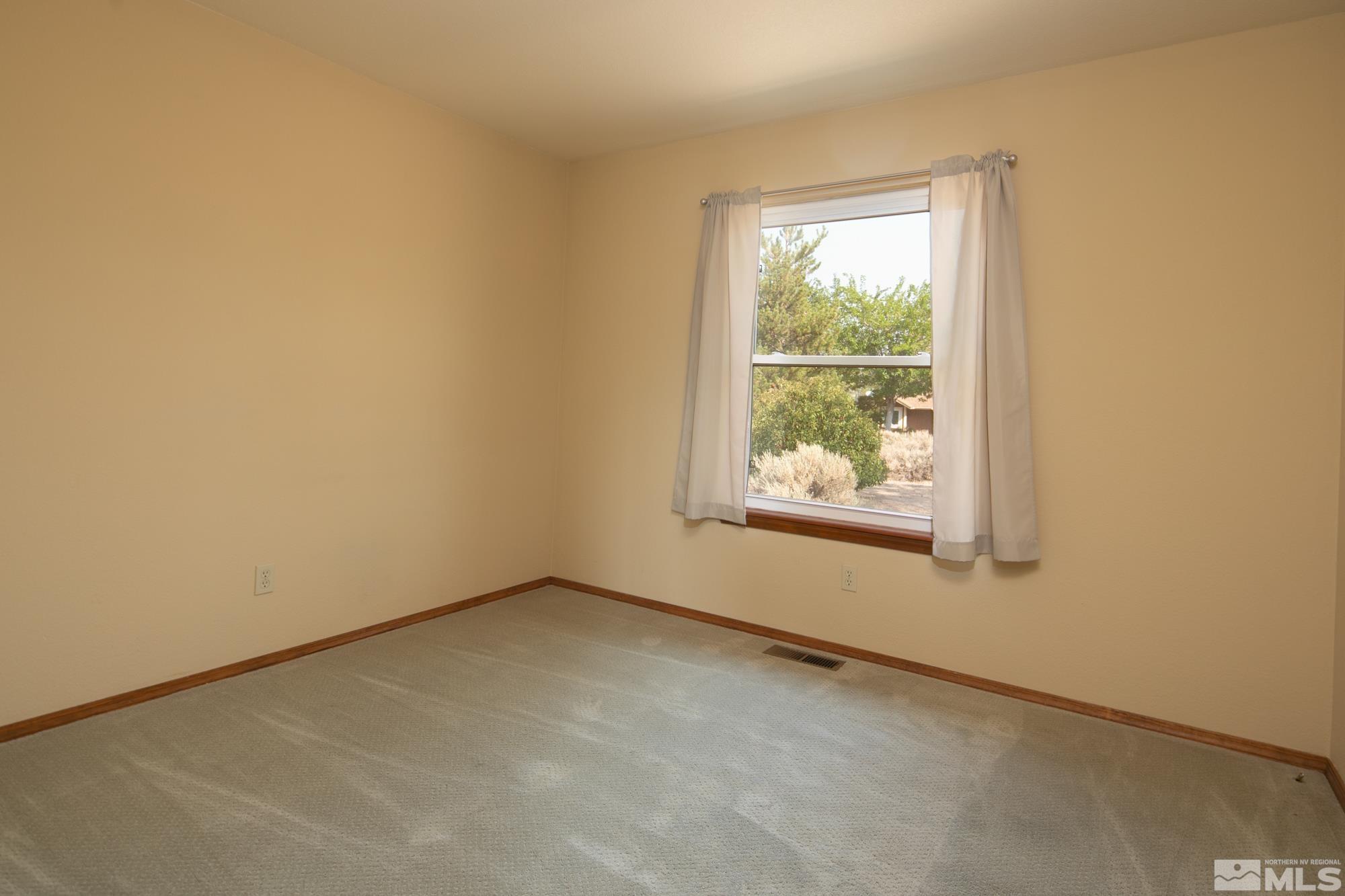 1090 Ron Way Reno, NV 89521 - Photo 26 of 27 Photo 26