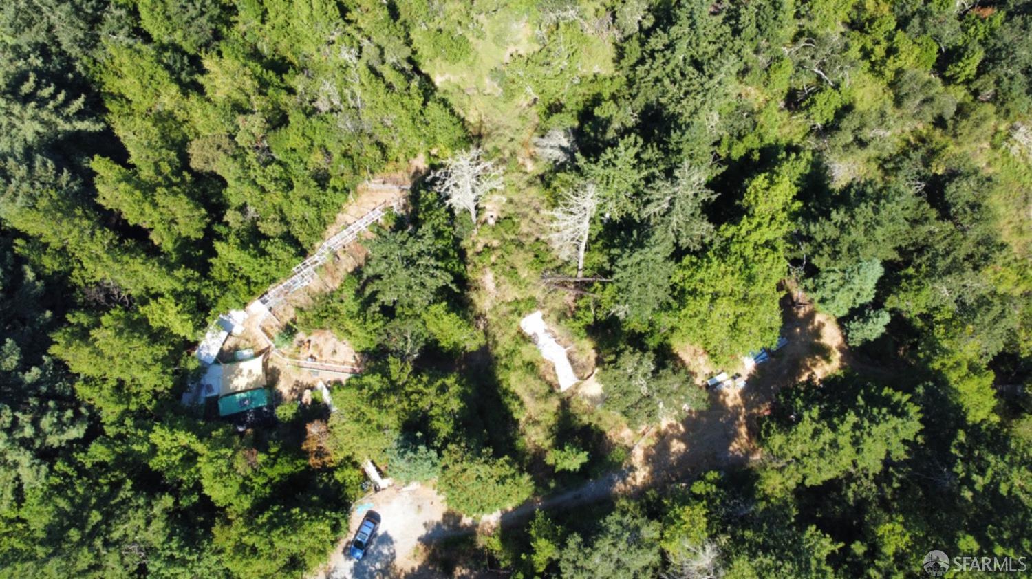 0 Sunset View Road Los Gatos, CA 95033 - Photo 6 of 25 a backyard of a house with lots of plants