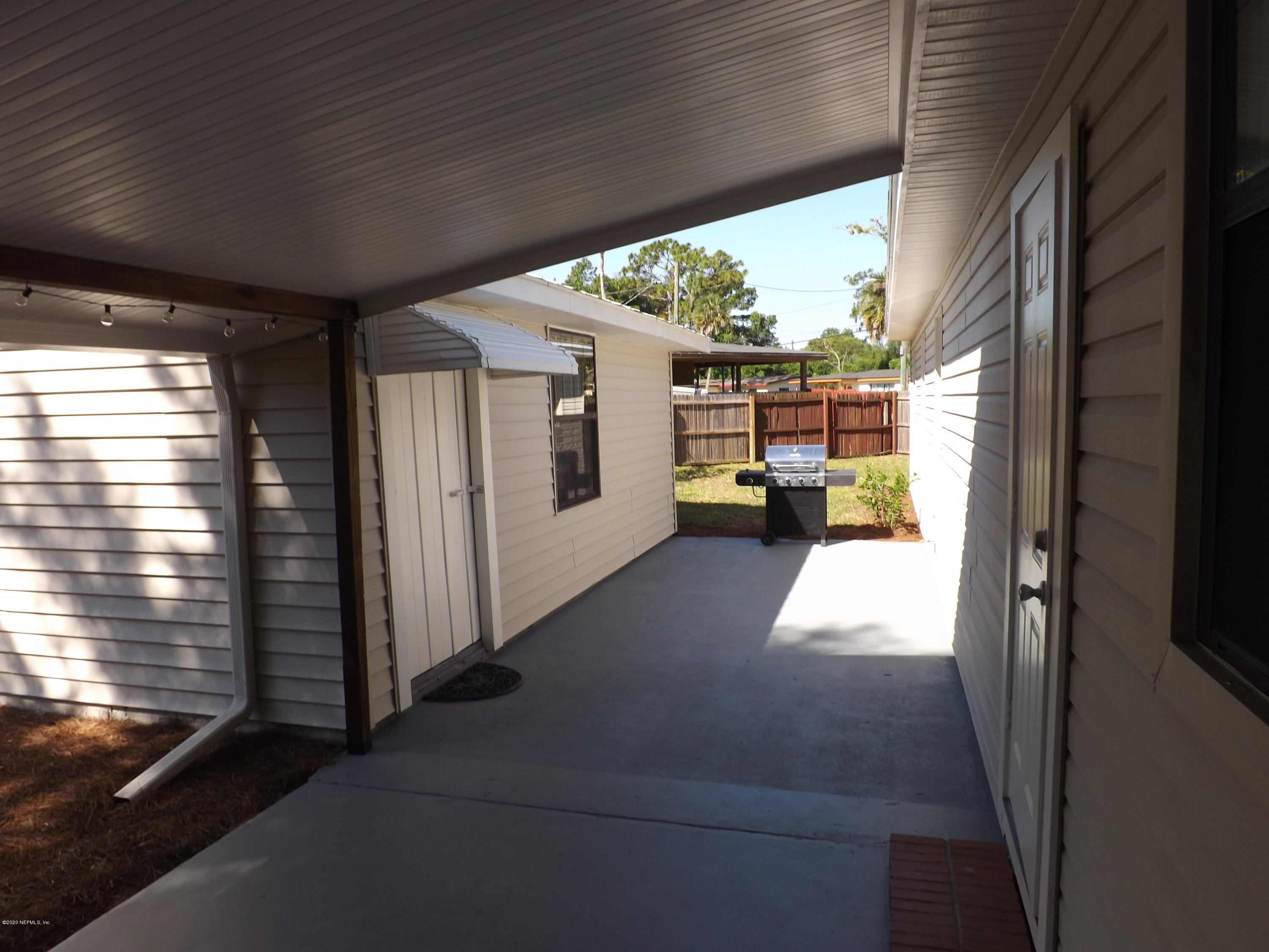 3565 Rogero Road Jacksonville, FL 32277 - Photo 4 of 74 DSCF8611