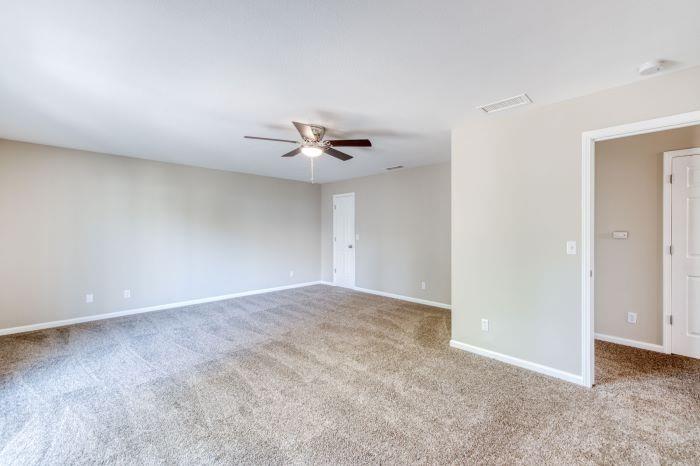 6153 Big Oak Road Sanger, CA 93657 - Photo 10 of 23 a view of an empty room