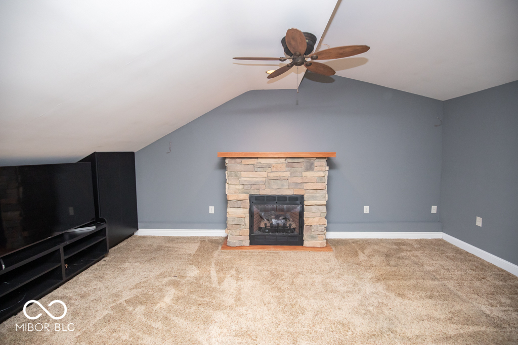 3015 Lucas Way Columbus, IN 47203 - Photo 23 of 54