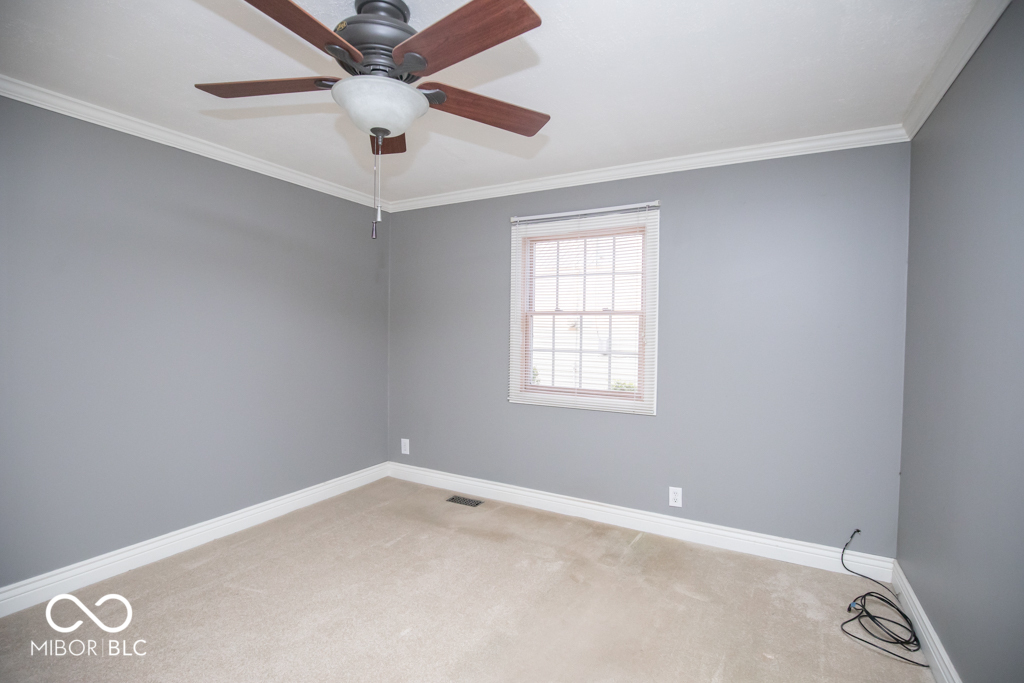 3015 Lucas Way Columbus, IN 47203 - Photo 38 of 54