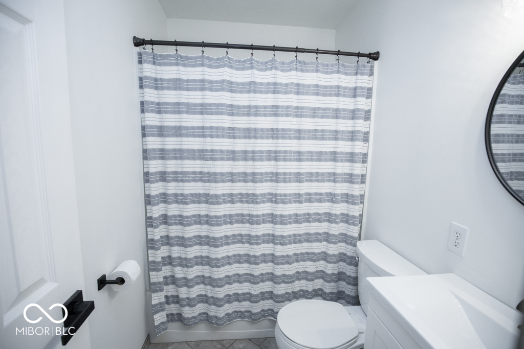 3015 Lucas Way Columbus, IN 47203 - Photo 40 of 54