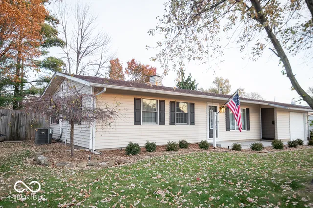 $229,000 | 3015 Lucas Way, Columbus, IN 47203