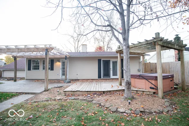 $229,000 | 3015 Lucas Way, Columbus, IN 47203