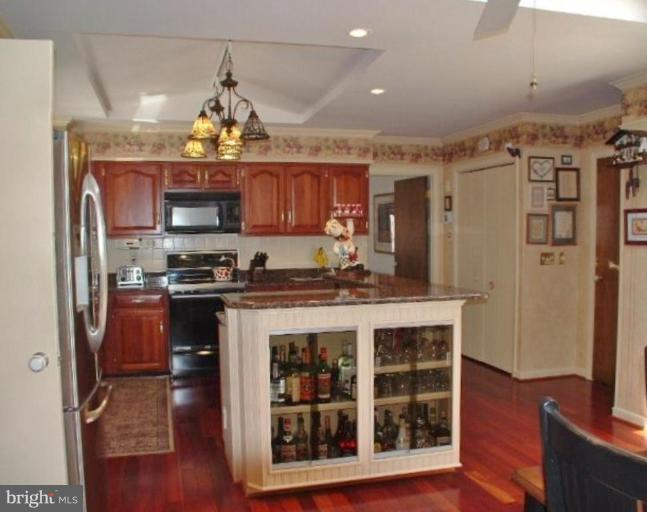 7 Rises Court Lutherville-Timonium, MD 21093 - Photo 28 of 29 Kitchen #3