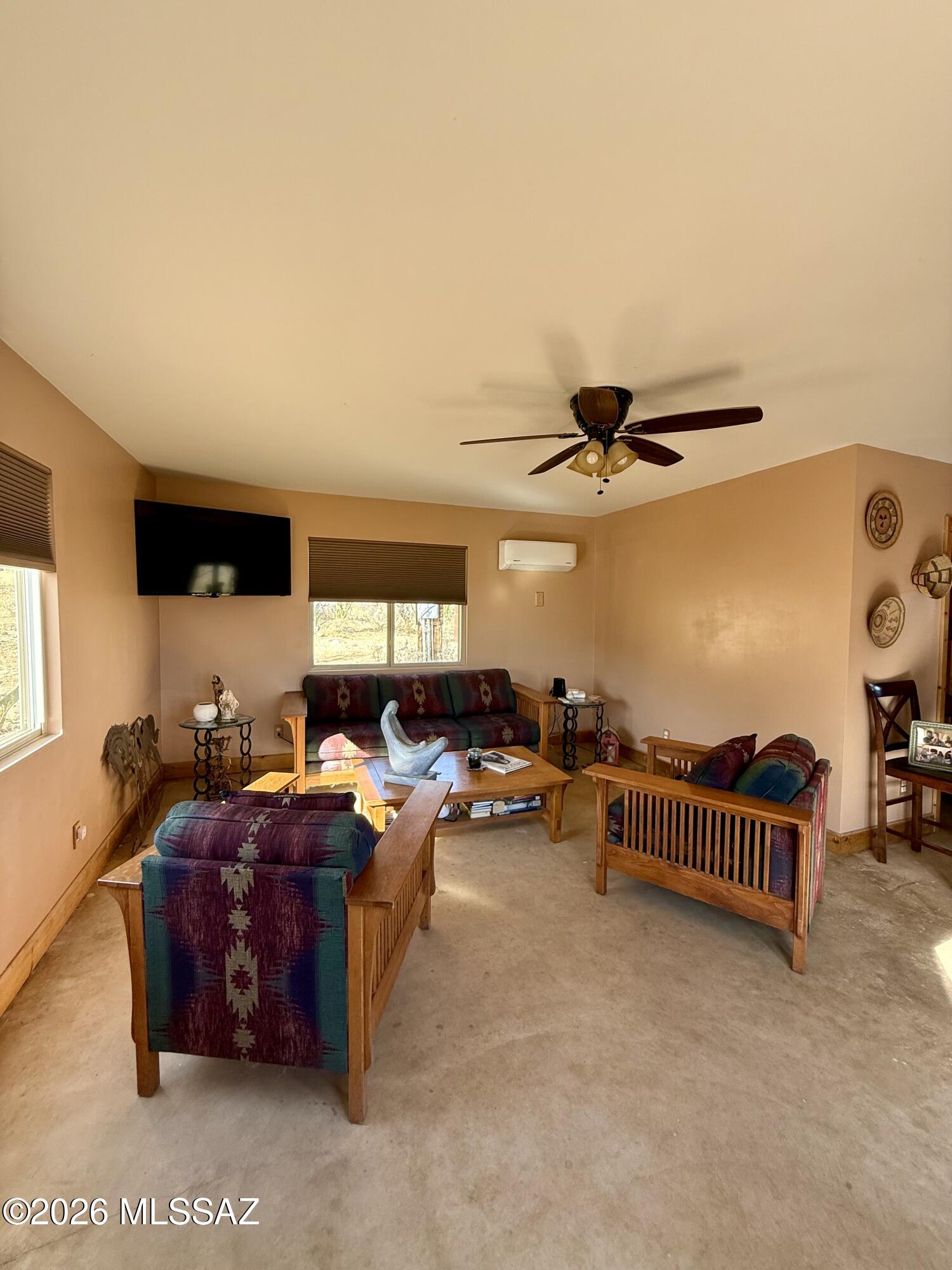 Bush Rd - Living Room