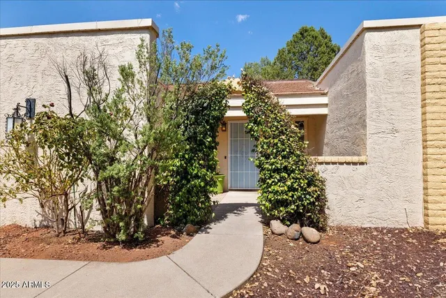 $820,000 | 90 Doodlebug Road, Sedona, AZ 86336