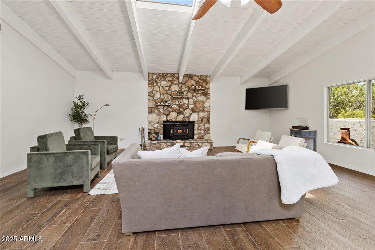 90 Doodlebug Road Sedona, AZ 86336 - Photo 9 of 50 09-Living Room