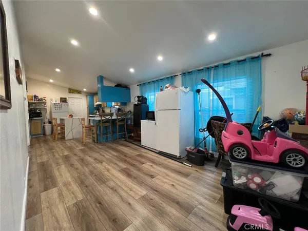 $119,900 | 2191 Harbor Boulevard, Unit 27, Costa Mesa, CA 92626