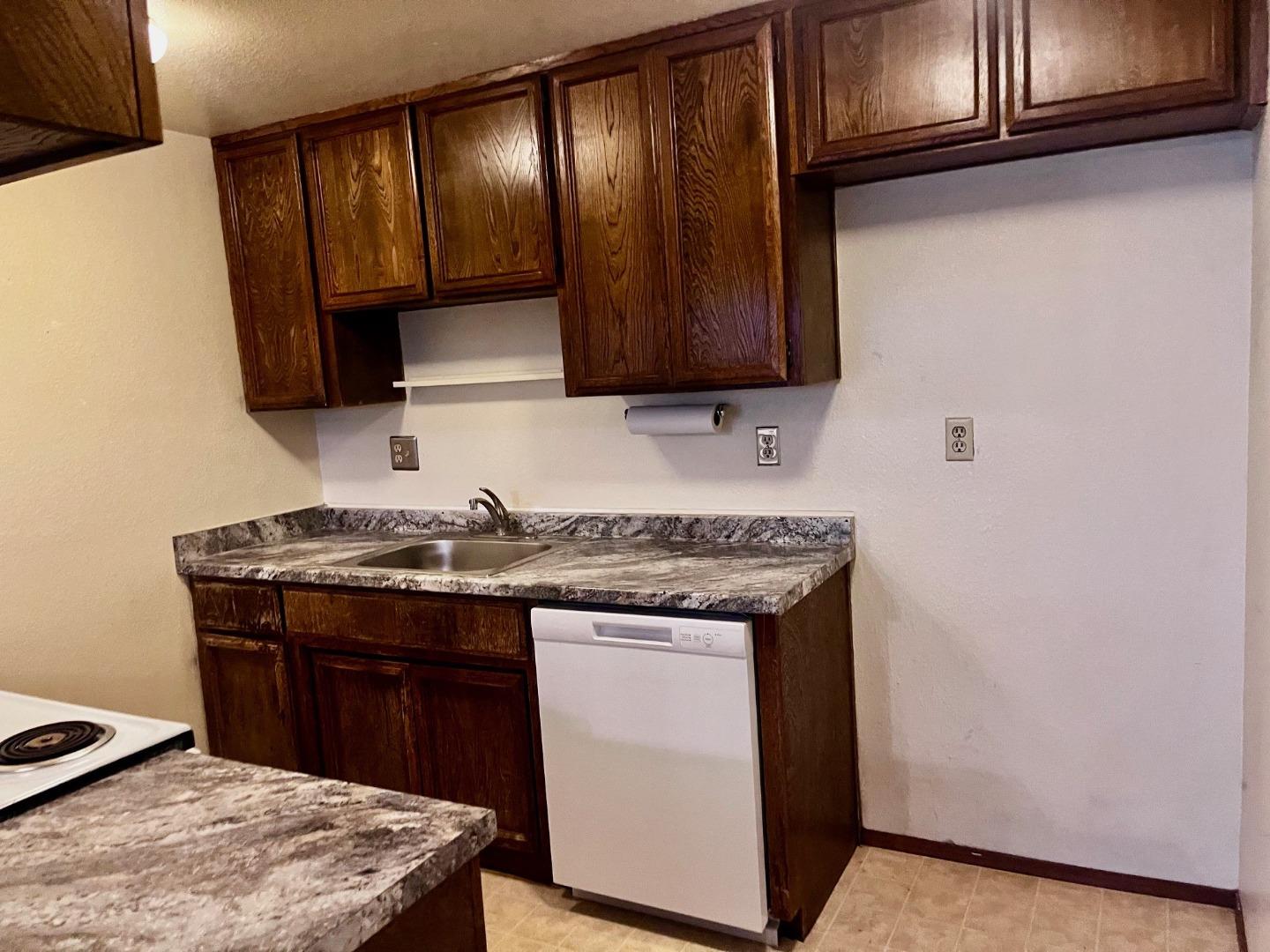 3312 Jayanne Way Carmichael, CA 95608 - Photo 15 of 23