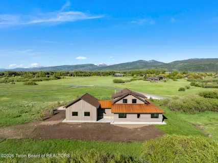 $1,995,000 | 6322 Fox Springs Drive, Victor, ID 83455