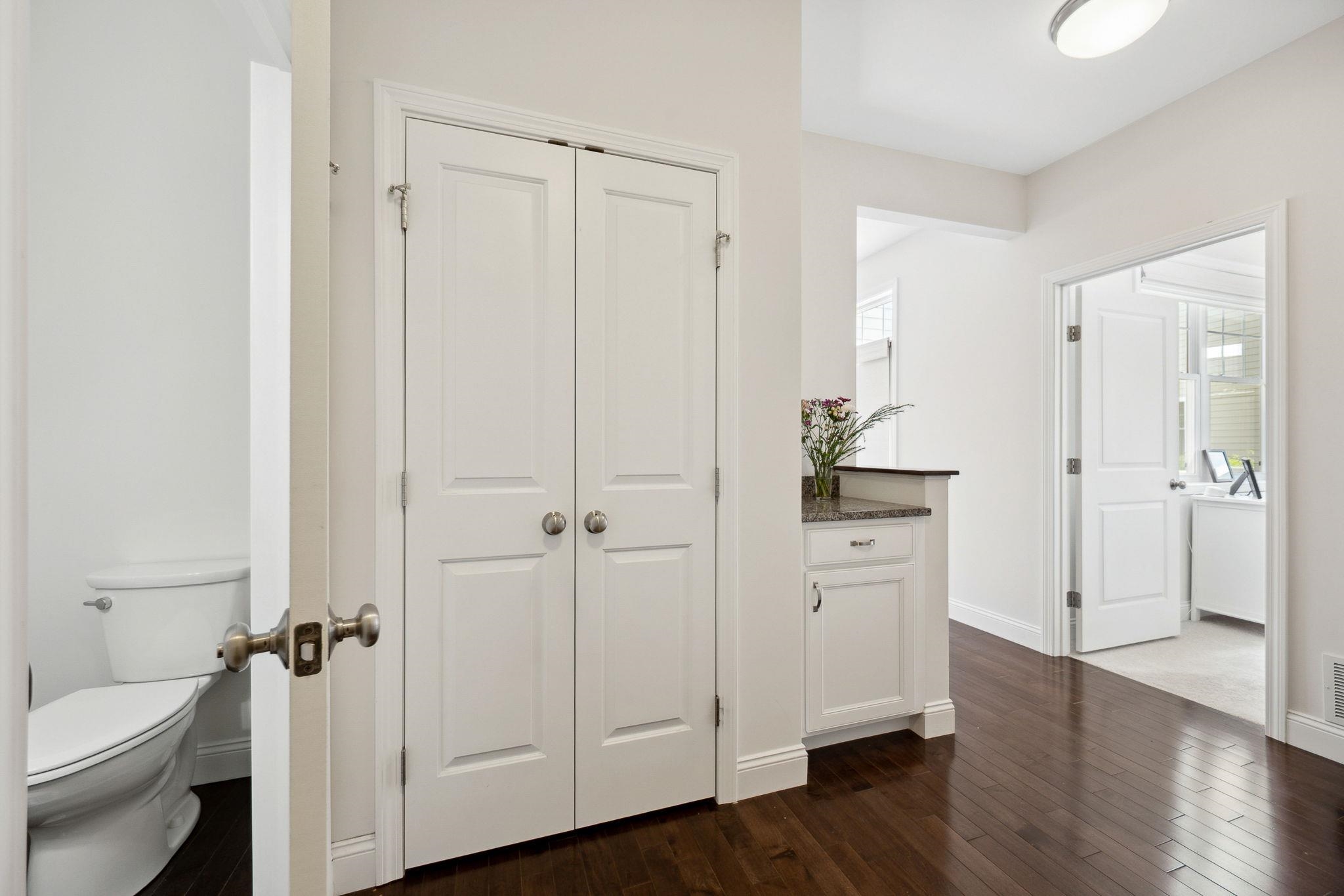 394 Zephyr Road Williston, VT 05495 - Photo 19 of 52