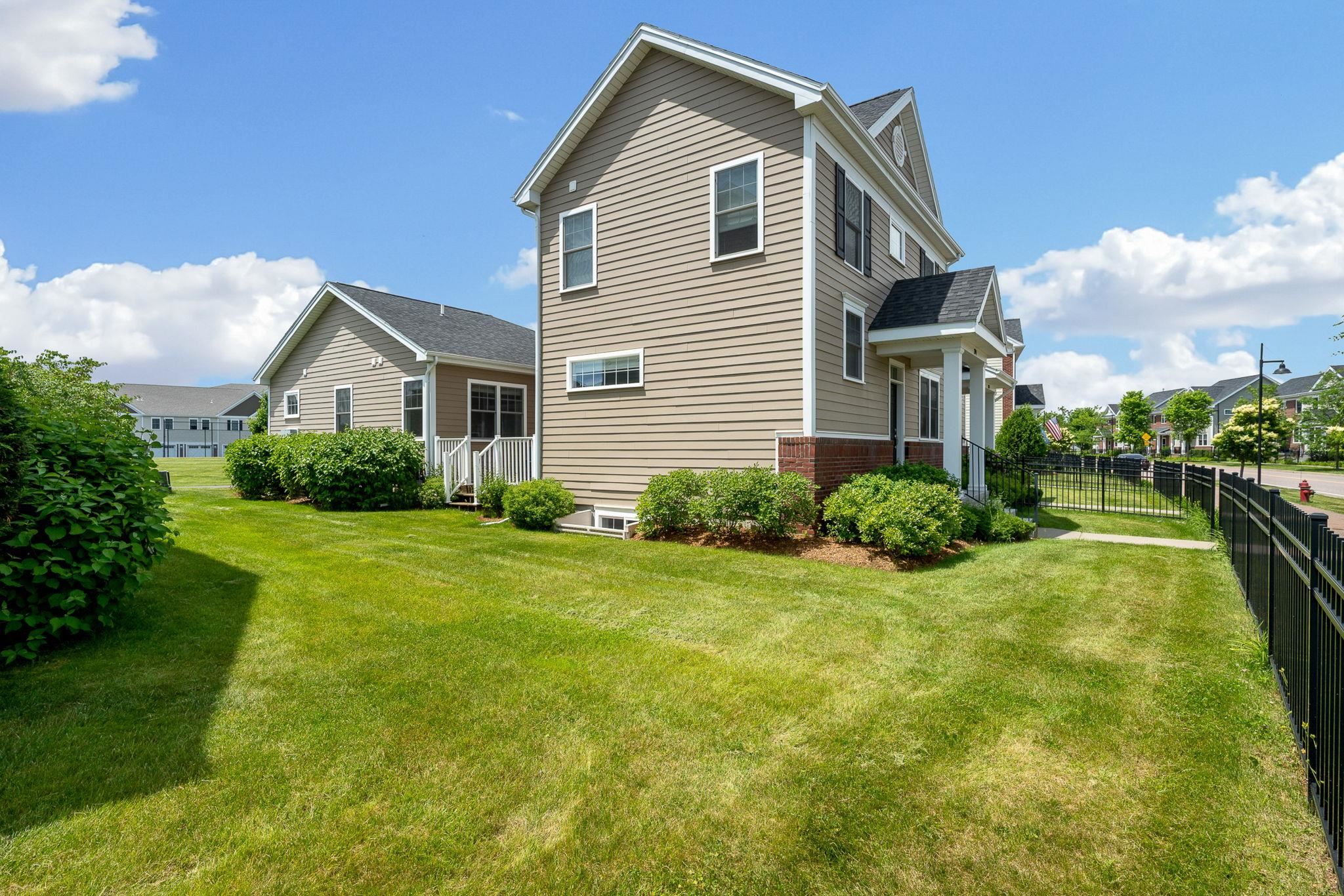 394 Zephyr Road Williston, VT 05495 - Photo 2 of 52