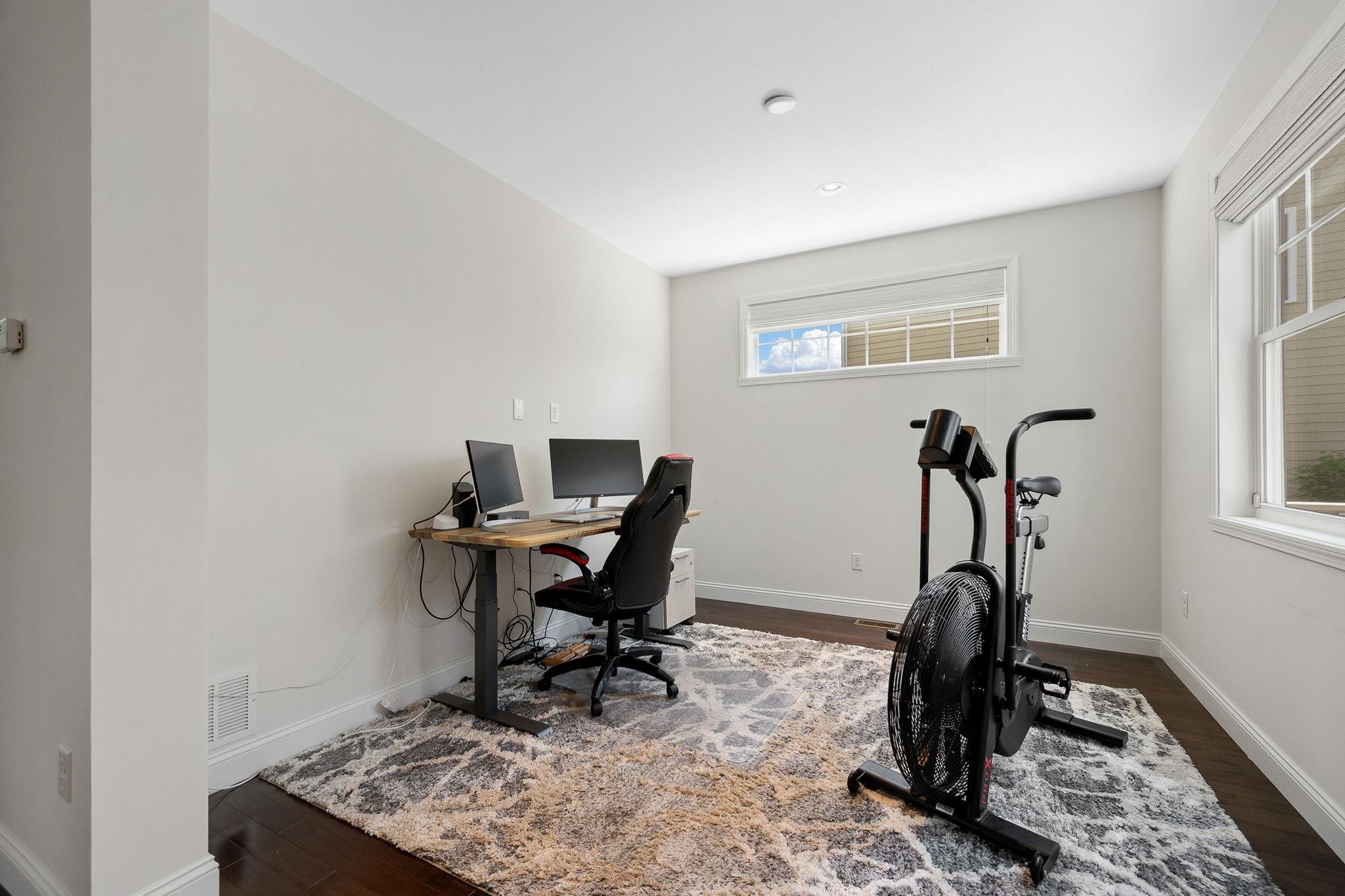 394 Zephyr Road Williston, VT 05495 - Photo 8 of 52