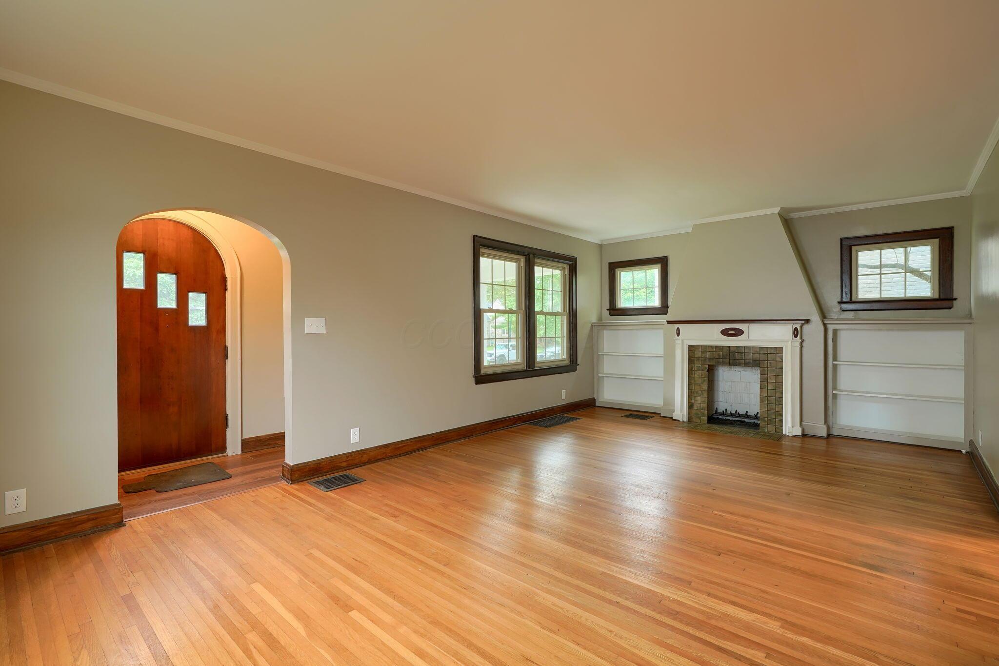 891 Vernon Road Columbus, OH 43209 - Photo 13 of 38