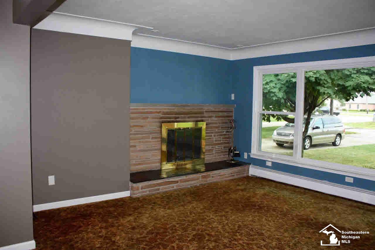 3160 South Custer Road Monroe, MI 48161 - Photo 9 of 24 20446181-8.JPG