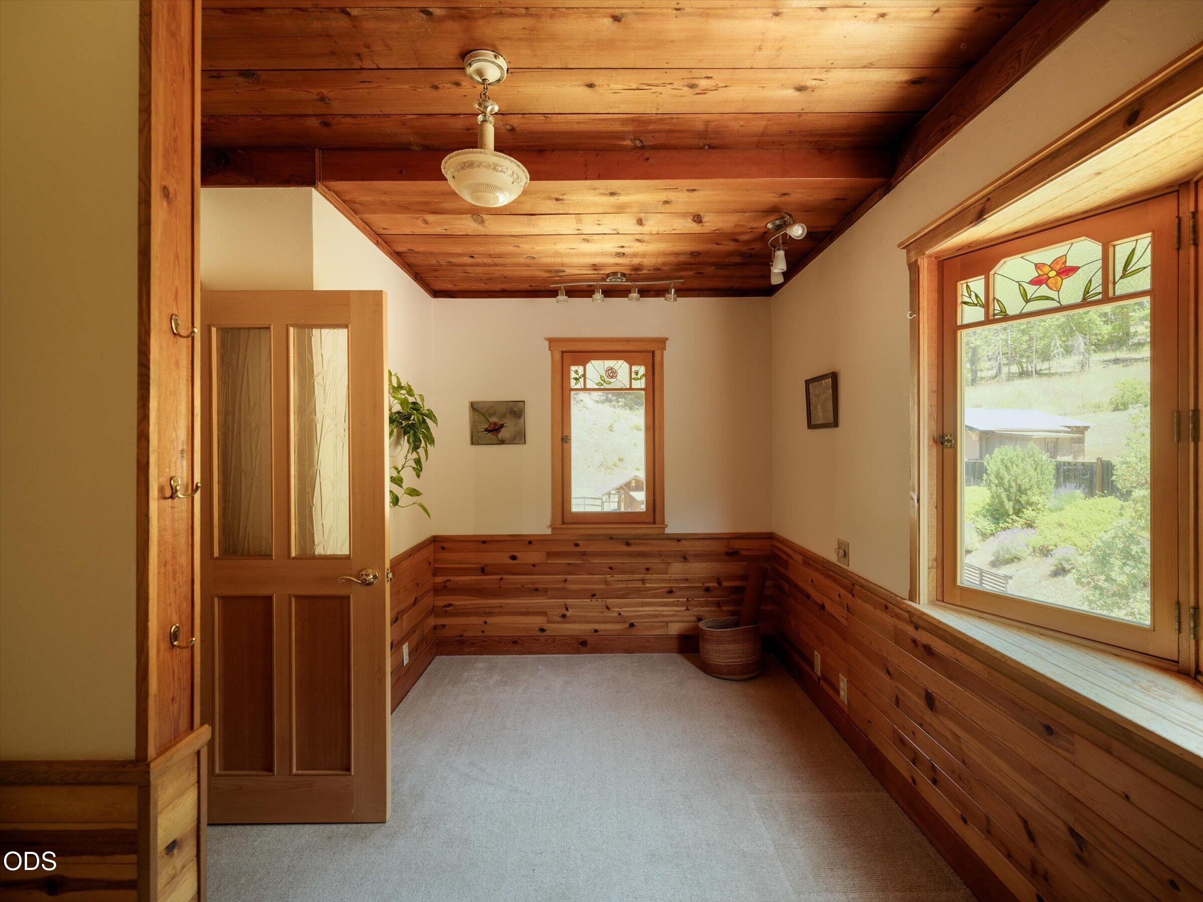 2603 Winona Road Grants Pass, OR 97526 - Photo 23 of 70