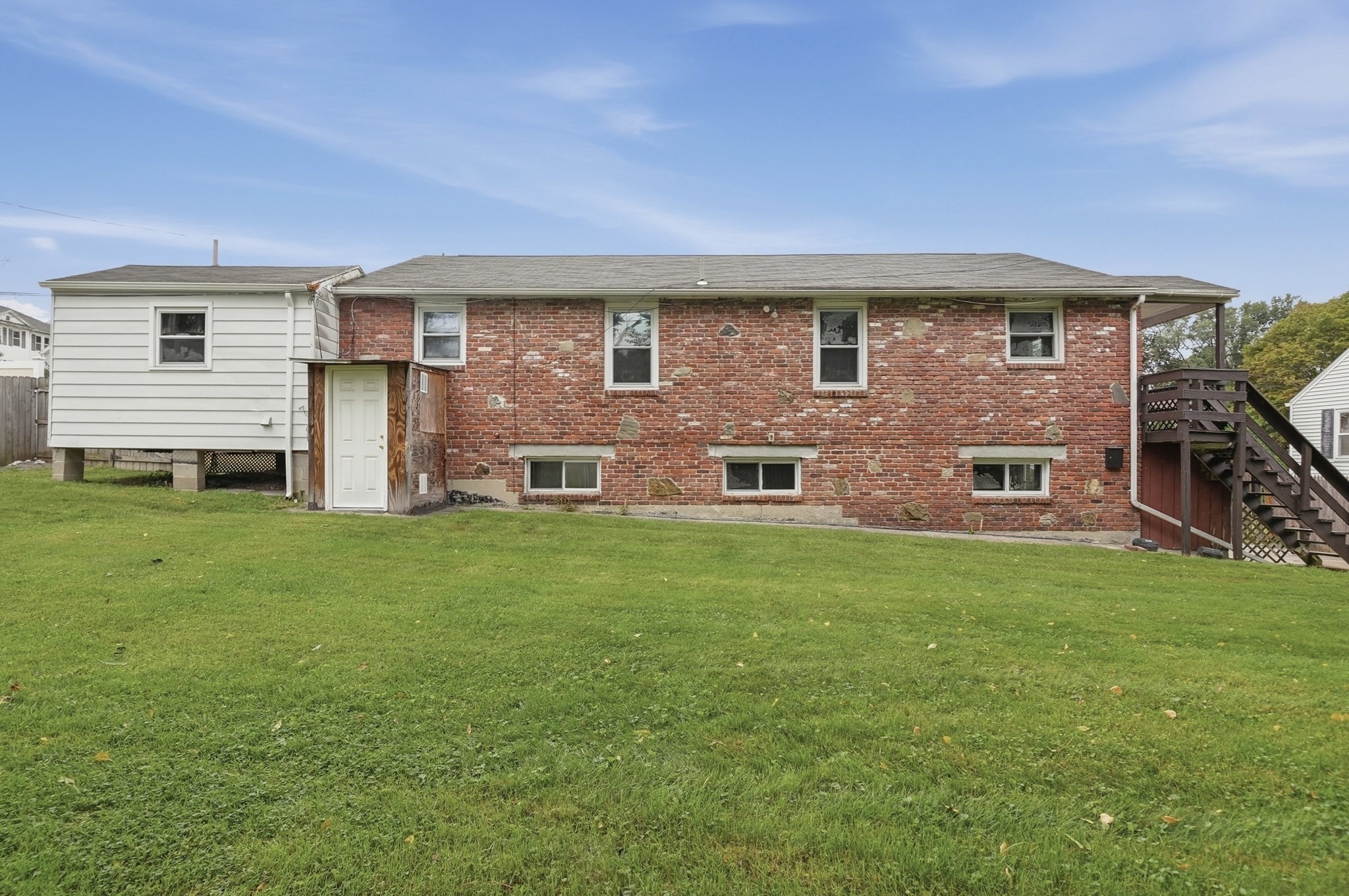 98 Kenberma Road Worcester, MA 01604 - Photo 40 of 41 Gallery Image 40