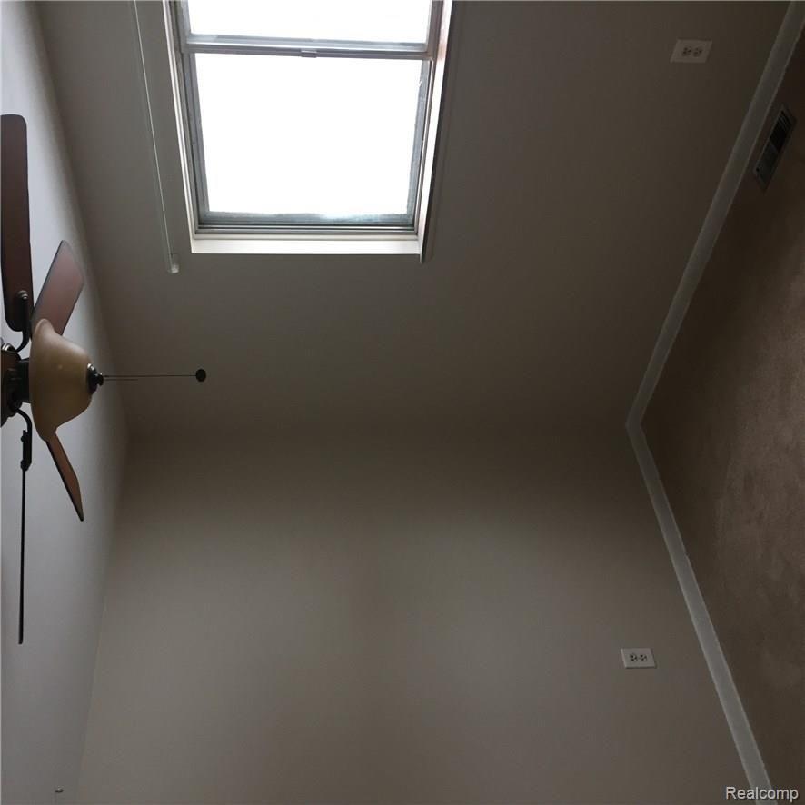 14574 Inkster Road Romulus, MI 48174 - Photo 10 of 11 image.jpeg