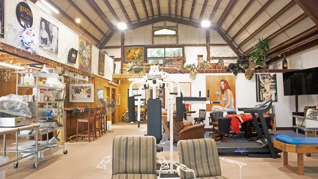 a view of steet corner