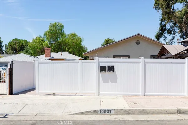 $3,600 | 10531 Greenburn Avenue, Sunland, CA 91040