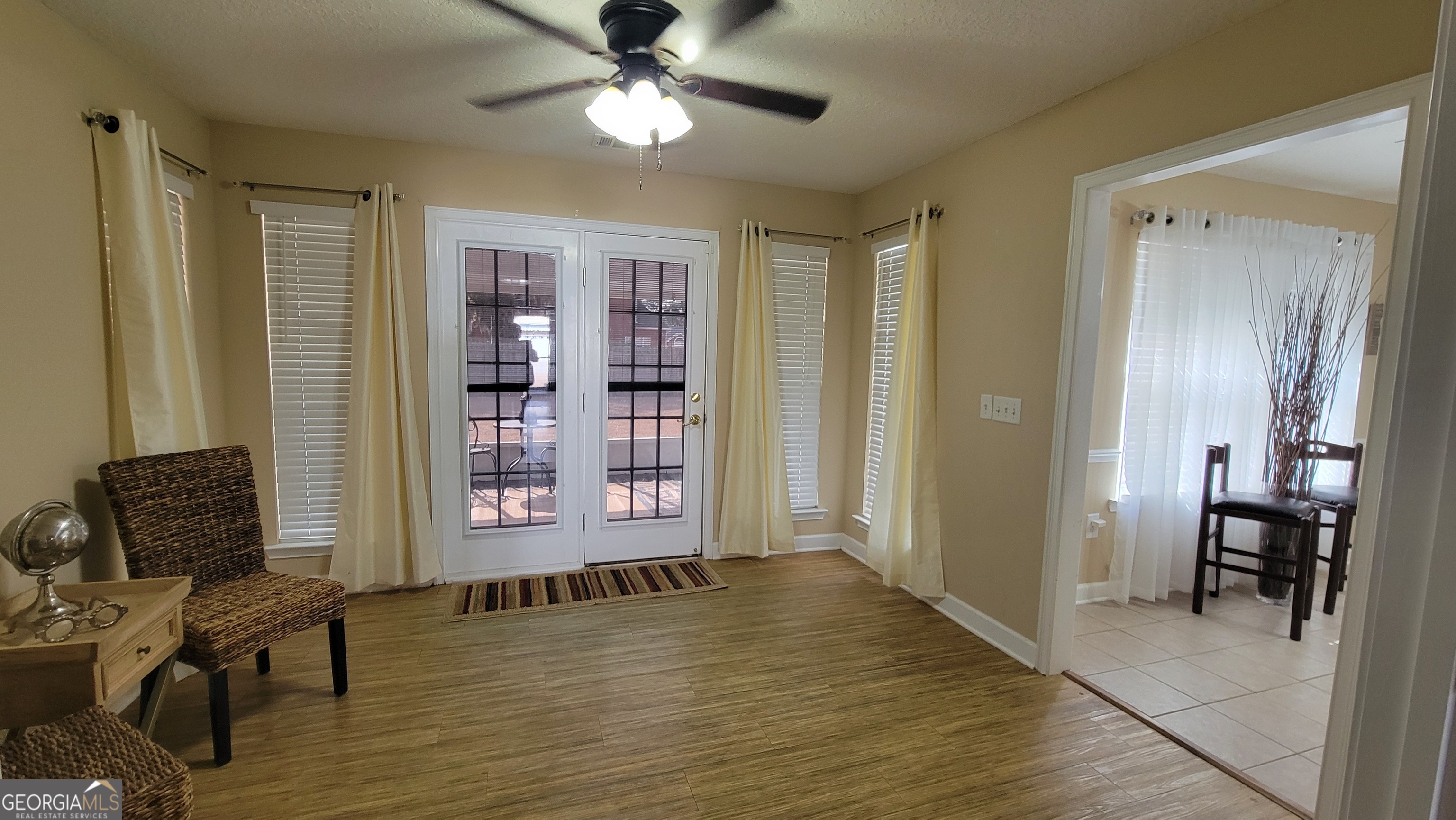 51 Lachlan Lane Midway, GA 31320 - Photo 31 of 47 Sunroom overlooking Screened Porch and kitchen area