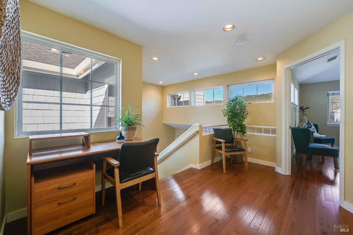 64 Mariners Circle San Rafael, CA 94903 - Photo 19 of 41 Gallery Image 19