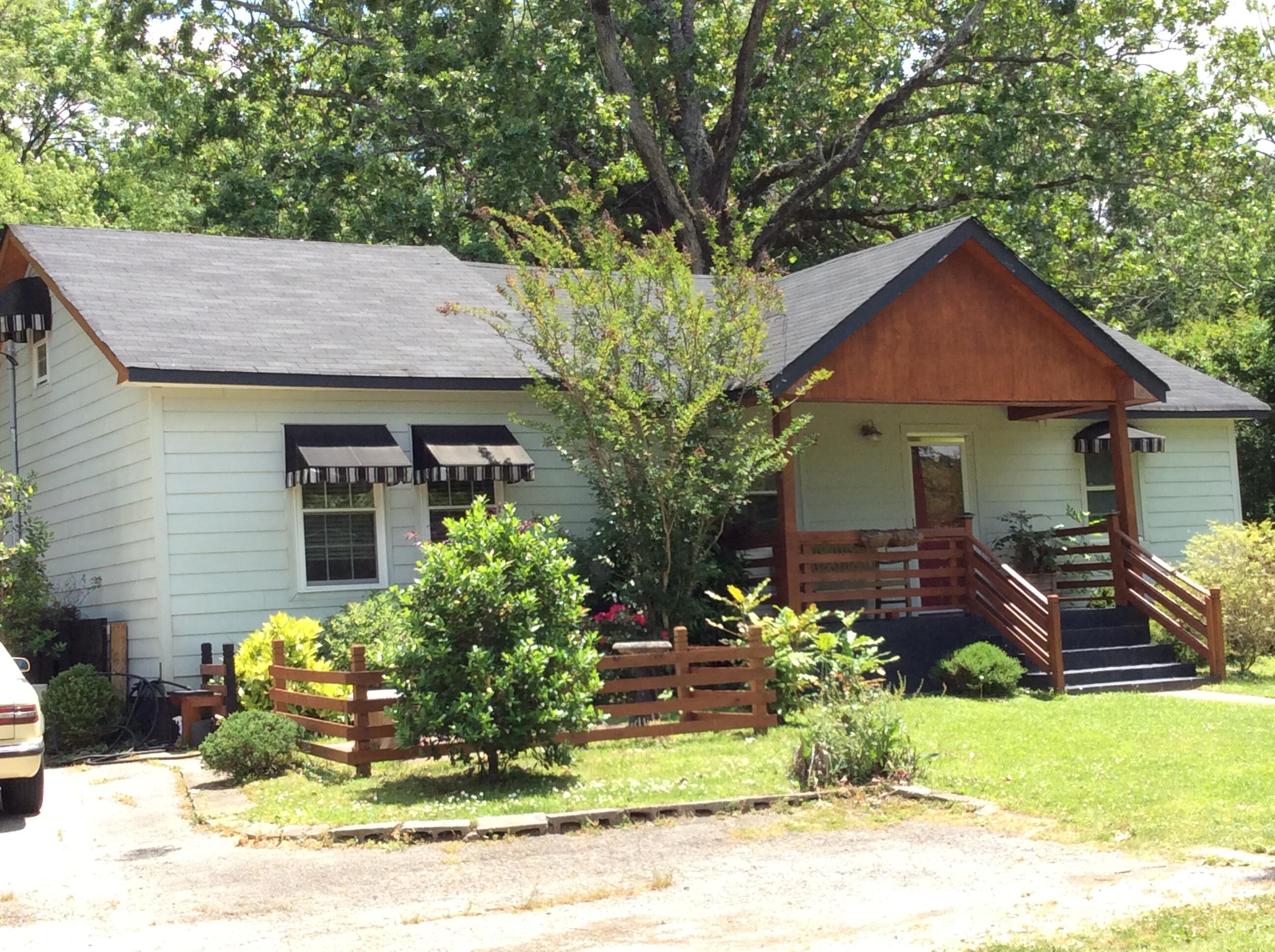 1432 Vance Road Chattanooga, TN 37421 - Photo 2 of 38 BB258A31-CA3D-4443-9327-B495C3C08343