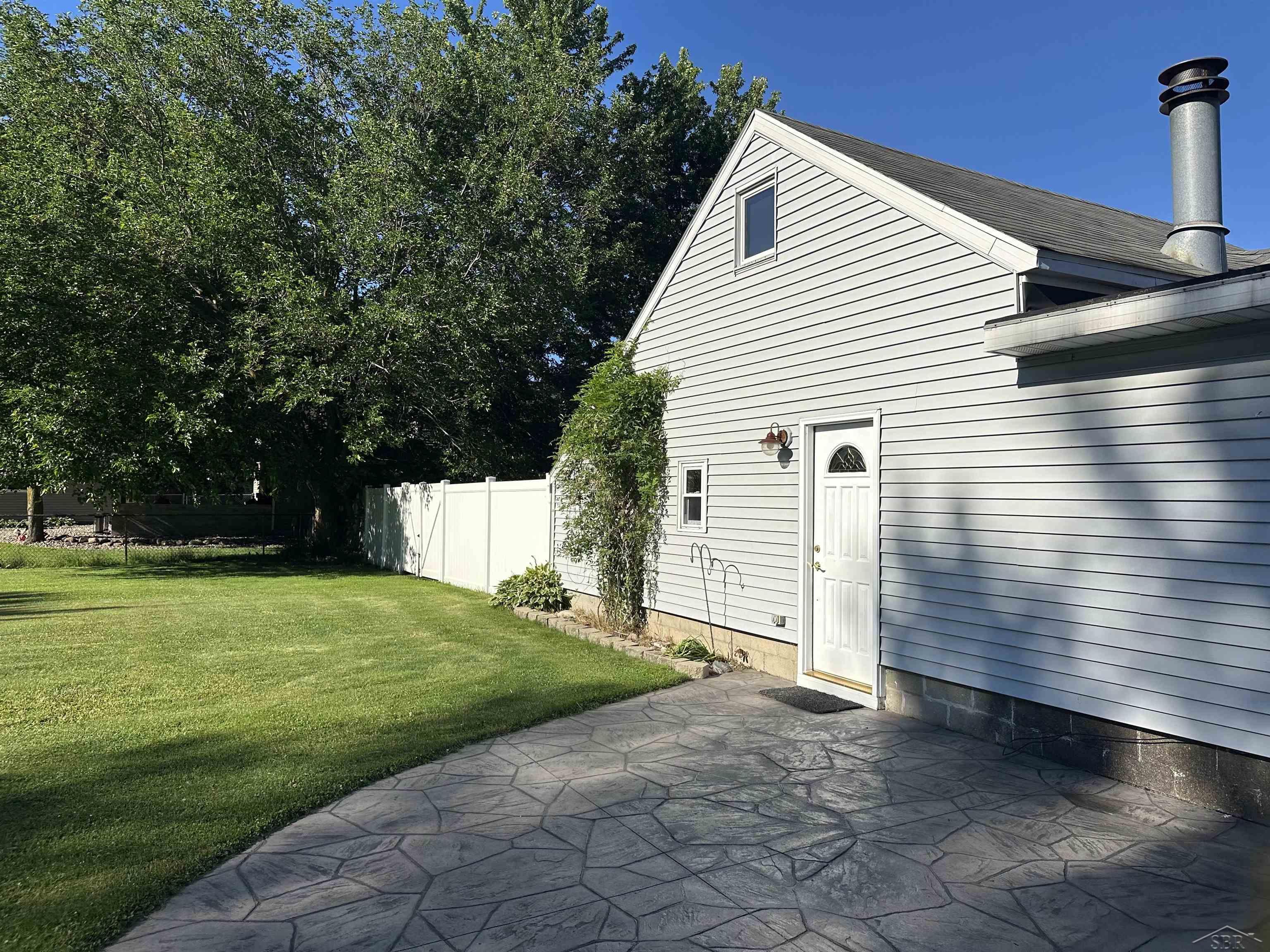 214 North Hemlock Road Hemlock, MI 48626 - Photo 38 of 40