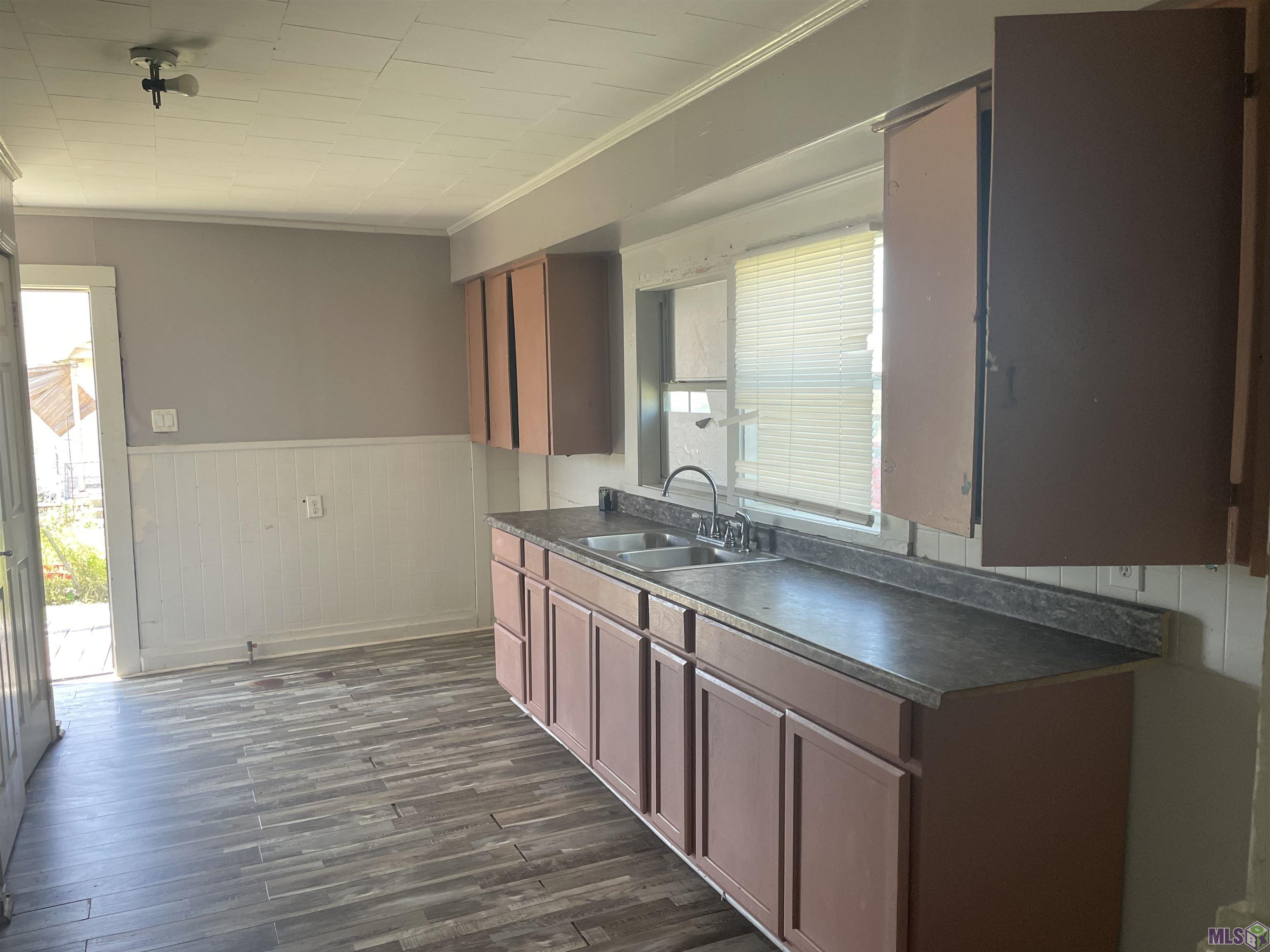 331 St Louis Street Raceland, LA 70394 - Photo 2 of 11