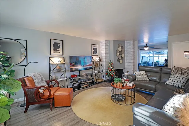 $650,000 | 1318 Victoria Drive, Unit B, Fullerton, CA 92831