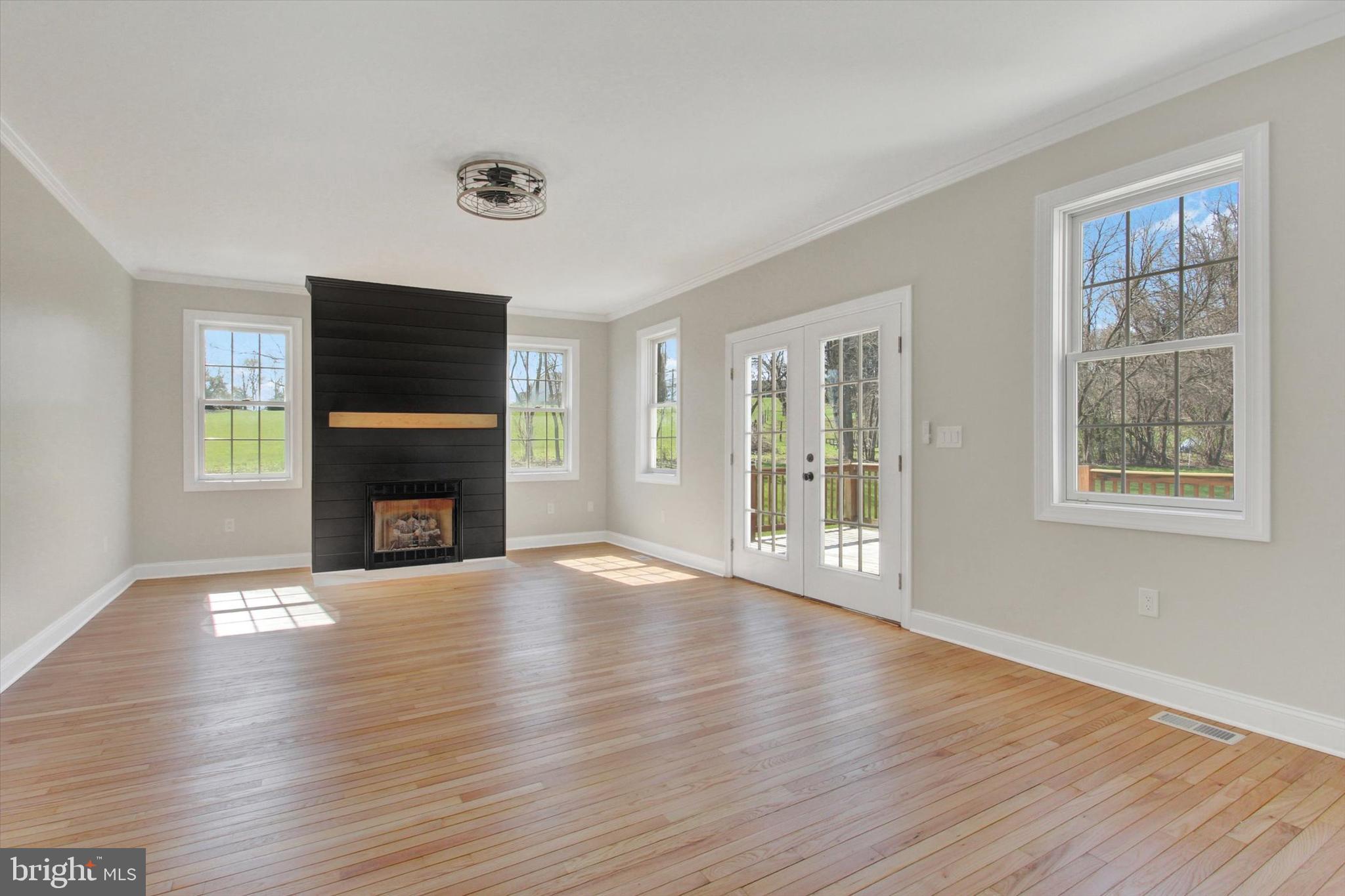 7 Beverly Court Carlisle, PA 17015 - Photo 32 of 82 Family Room