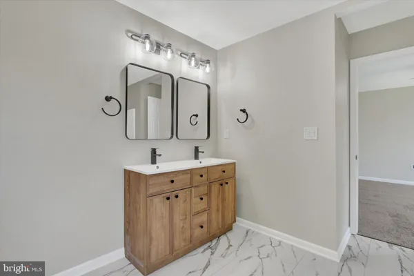 $899,000 | 7 Beverly Court, Carlisle, PA 17015