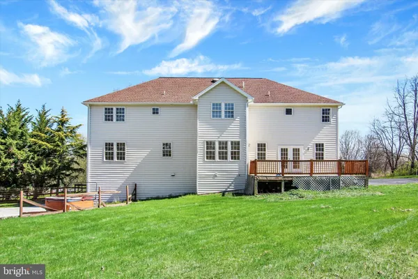$899,000 | 7 Beverly Court, Carlisle, PA 17015