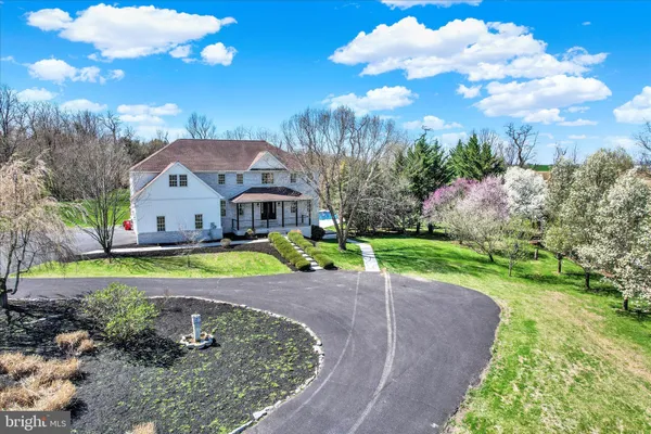 $899,000 | 7 Beverly Court, Carlisle, PA 17015