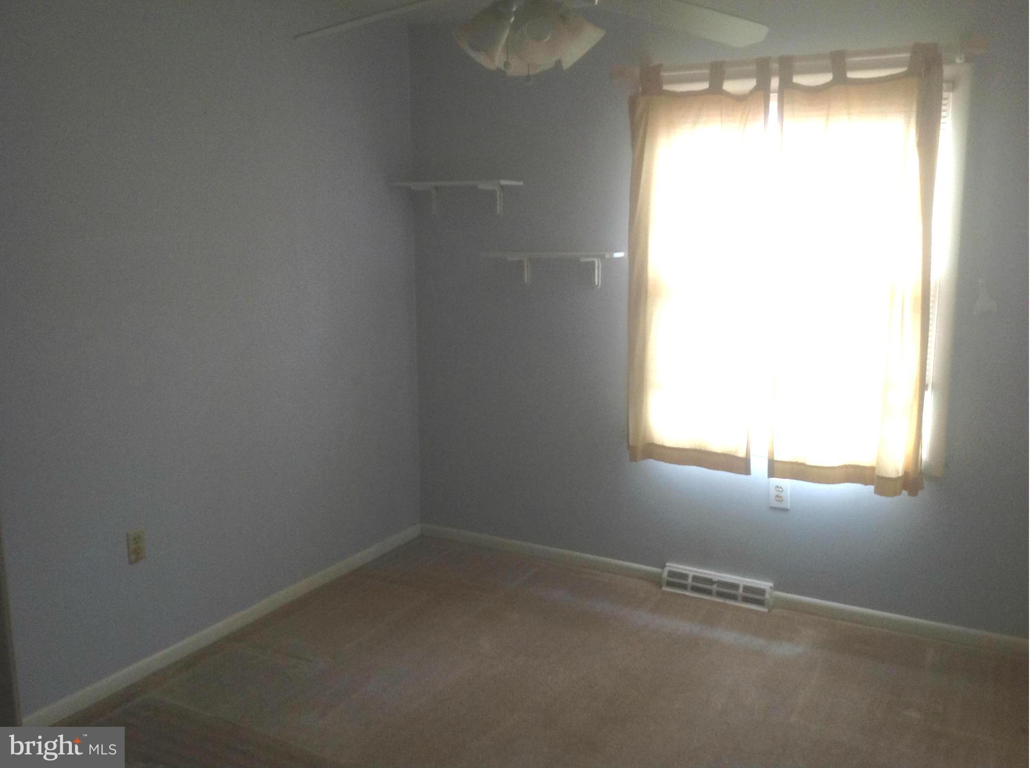 1640 Gibbons Road Point of Rocks, MD 21777 - Photo 10 of 20 a room that has a window in it