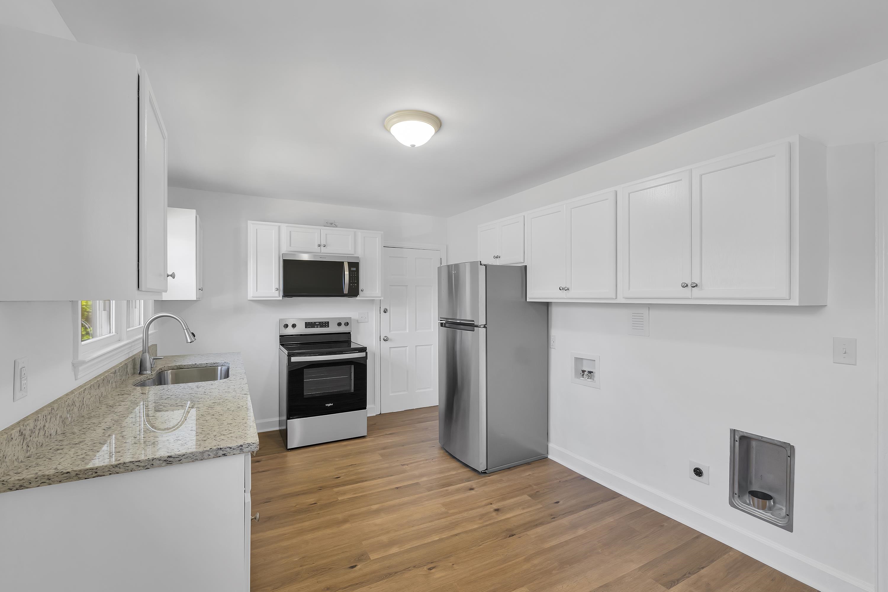 210 Forest Street Greer, SC 29650 - Photo 7 of 24