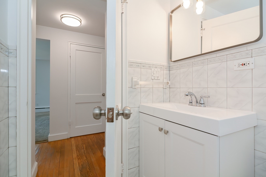 55 Cameron Road Norwood, MA 02062 - Photo 17 of 28 Gallery Image 17